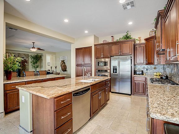 2nd image of 3232 S Kimberlee Way