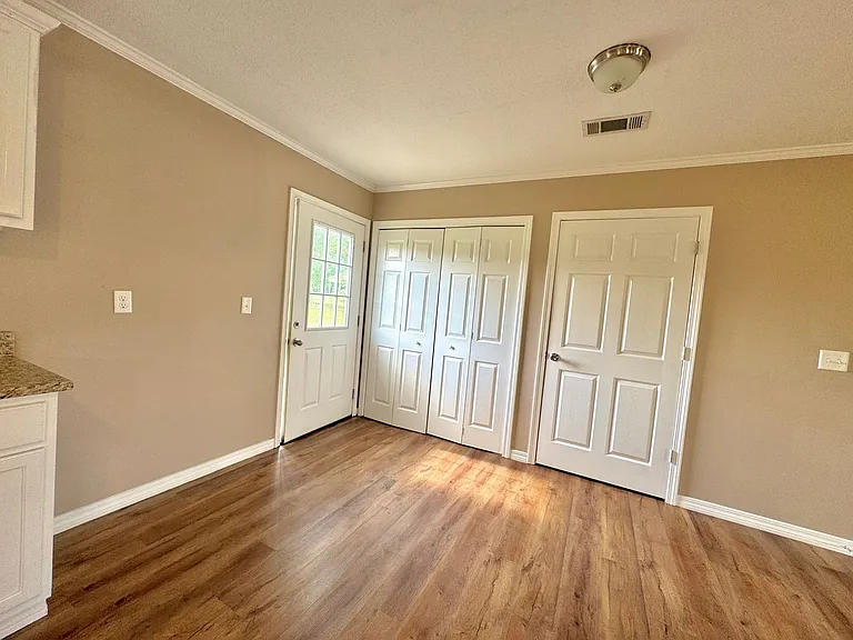 1190 Carnes Rd — Photo 24
