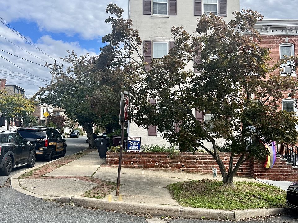 1st image of 1725 Gilpin Ave #3