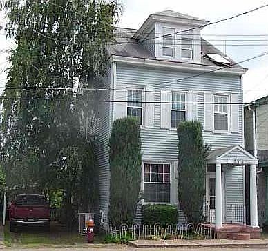 2 story home with 3rd floor rental