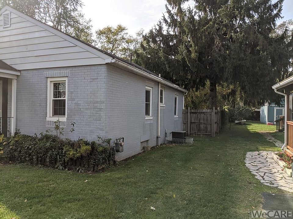 2nd image of 2008 Lennox Ave