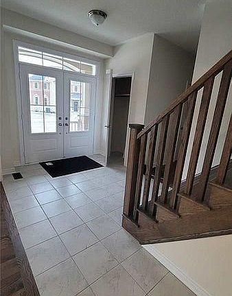 3rd image of 1 Sparrowbrook St