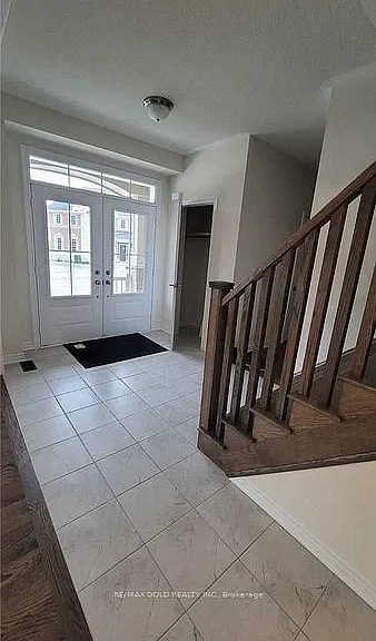 1 Sparrowbrook St — Photo 3