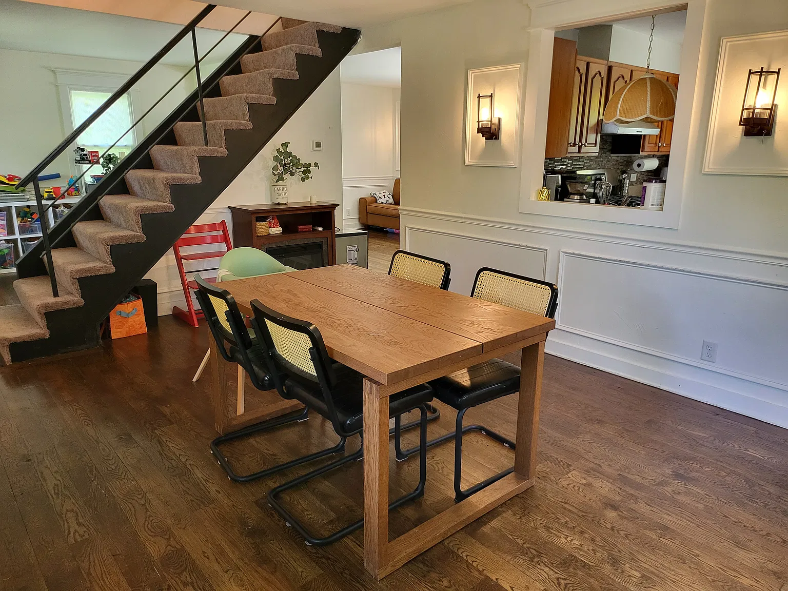 2 bed, 1631 sqft, $2,600 — Photo 4