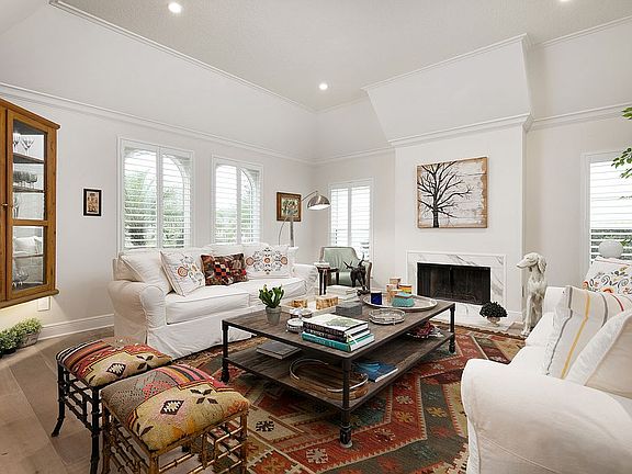 3rd image of 8927 Savannah Park #4
