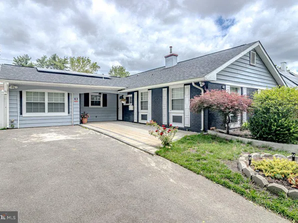 63 Barnwell Ln, Willingboro, NJ 08046