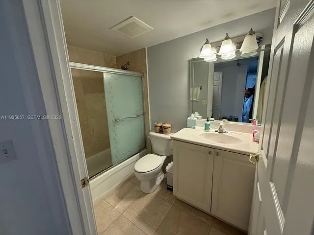 101 Sidonia Ave — Photo 5