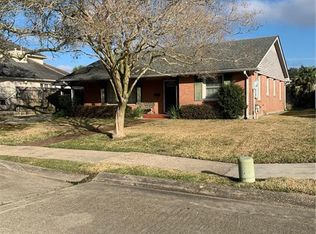 725 Crystal St, New Orleans, LA 70124
