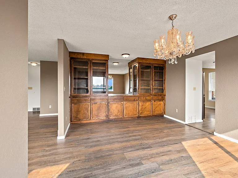 2516 Rockefeller Ave #1 — Photo 21