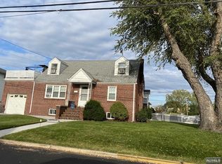 265 Martha Ave UNIT 2, Elmwood Park, NJ 07407