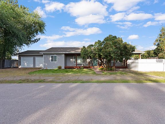 2nd image of 608 6th St E
