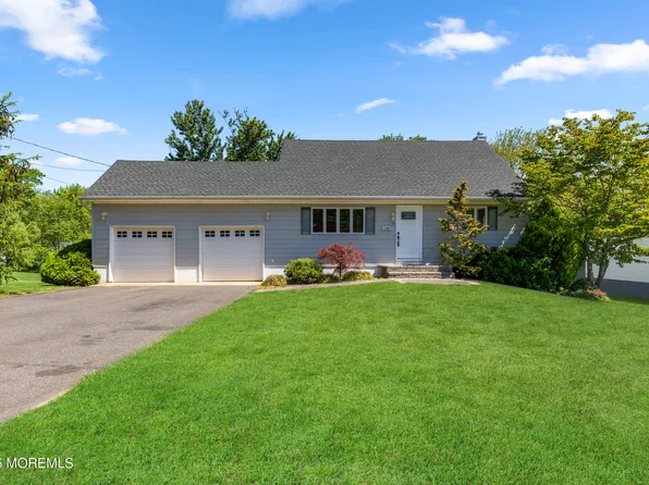 18 Hampton Road, Howell, NJ 07731