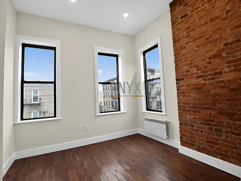 60-01 70th Ave #2R — Photo 4