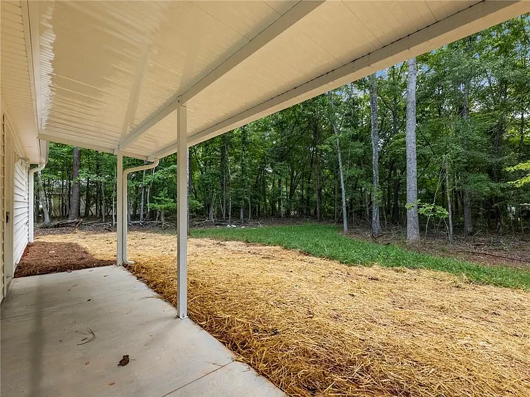 8079 Beachwood Dr — Photo 30