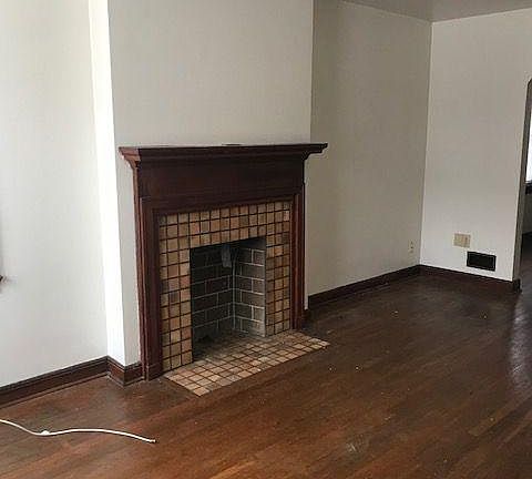 4th image of 3141 Indianola Ave APT A