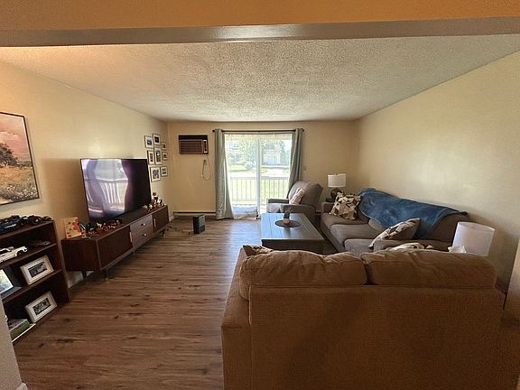 4th image of 4539 Washington Dr
