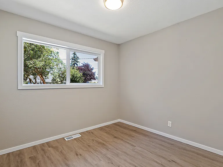 8408 Dalton Dr SW — Photo 20