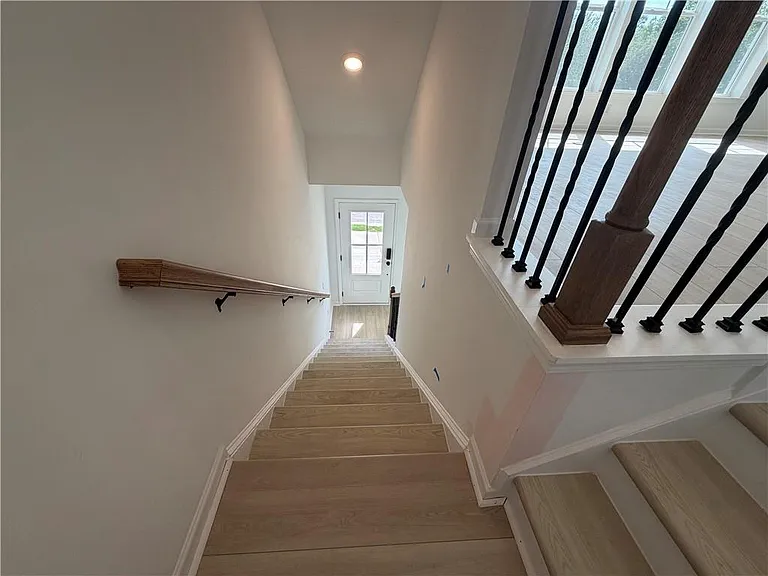 2712 Dreycott Ln — Photo 21