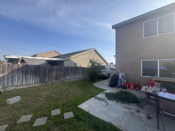 3rd image of 6310 E Woodward Ave