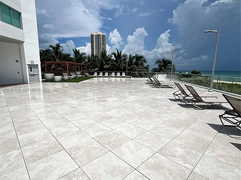 7135 Collins Ave #1523 — Photo 41