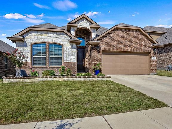 2nd image of 1808 Moonsail Ln