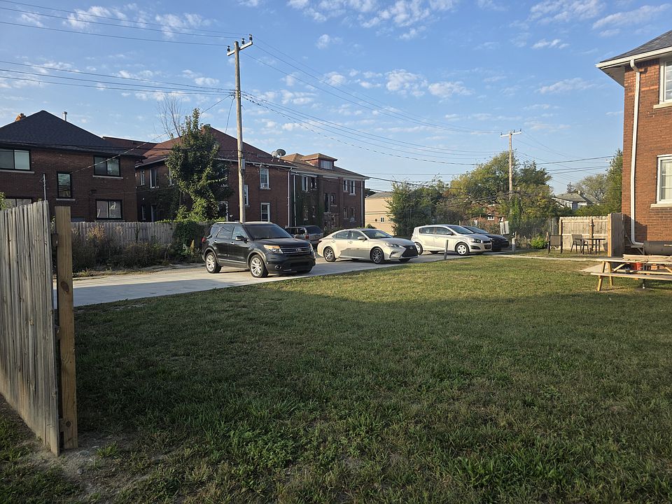 Parking Lot