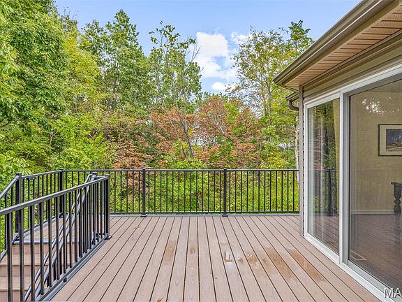 3rd image of 813 Kingston Hills Ct