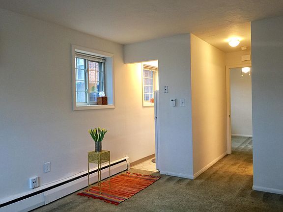 4th image of 1340 Kenilworth Ave APT 101