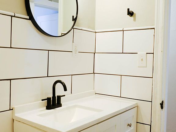 5th image of 4225 Crittenden Ave