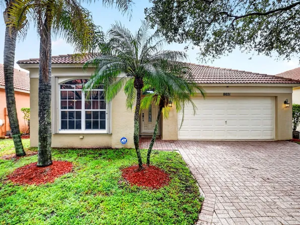 8021 Via Hacienda, Riviera Beach, FL 33418