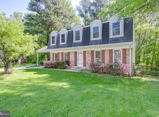 8801 Aquary Ct, Springfield, VA 22153