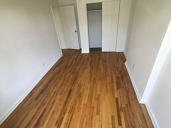 4th image of 109 W 106th St #3R