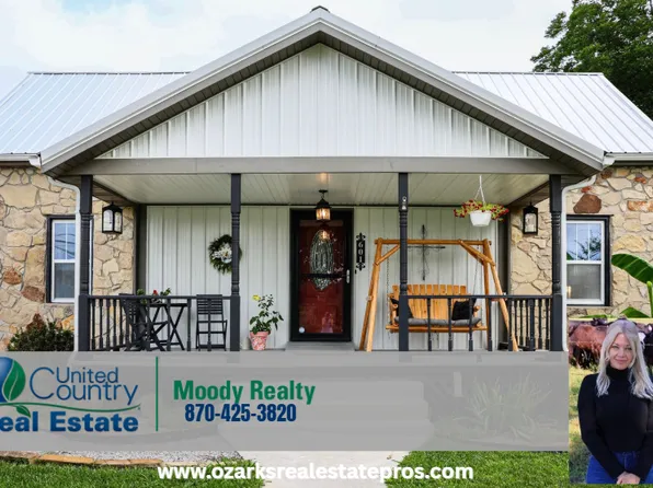 601 E 4th St, Mountain Home, AR 72653