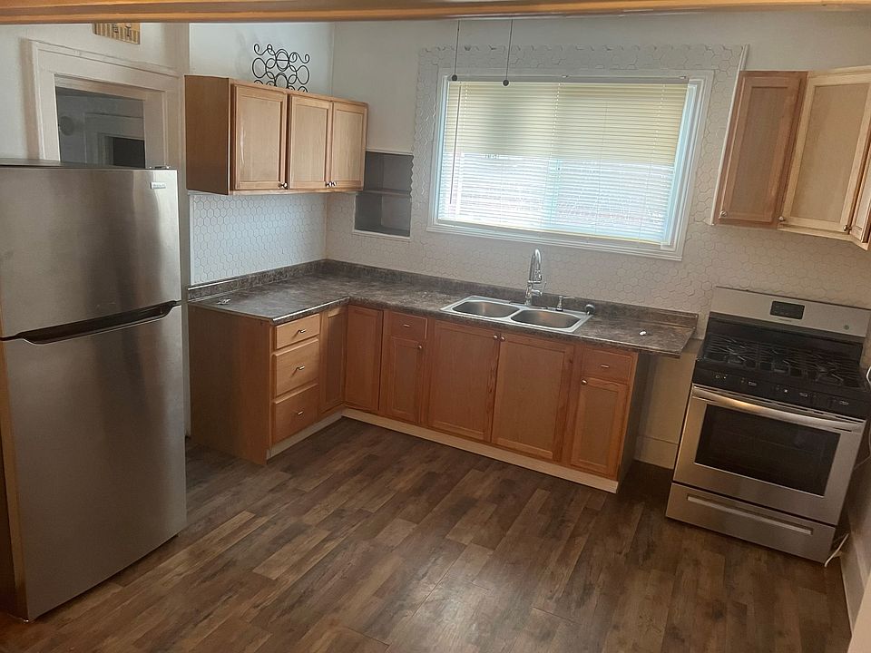 2nd image of 93135 Broadstreet Ave