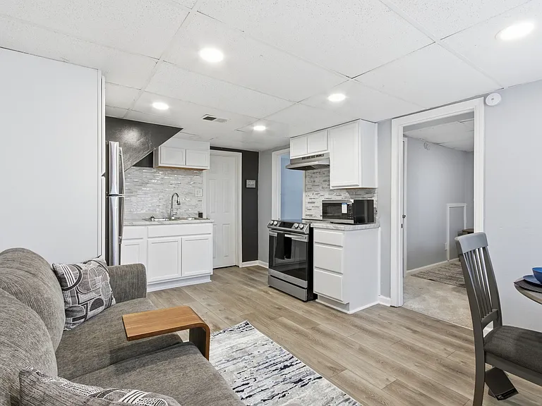 26739 W Outer Dr #1 — Photo 1
