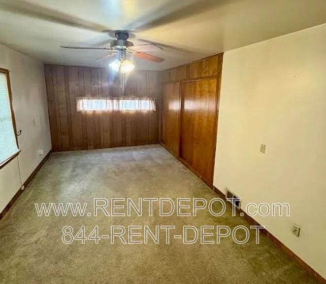 2719 Vogel Rd — Photo 9