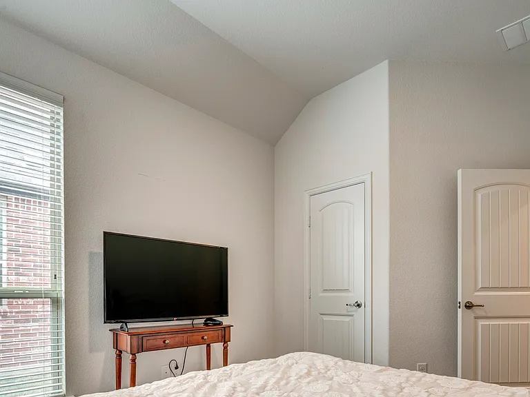 3021 Little Ml — Photo 36