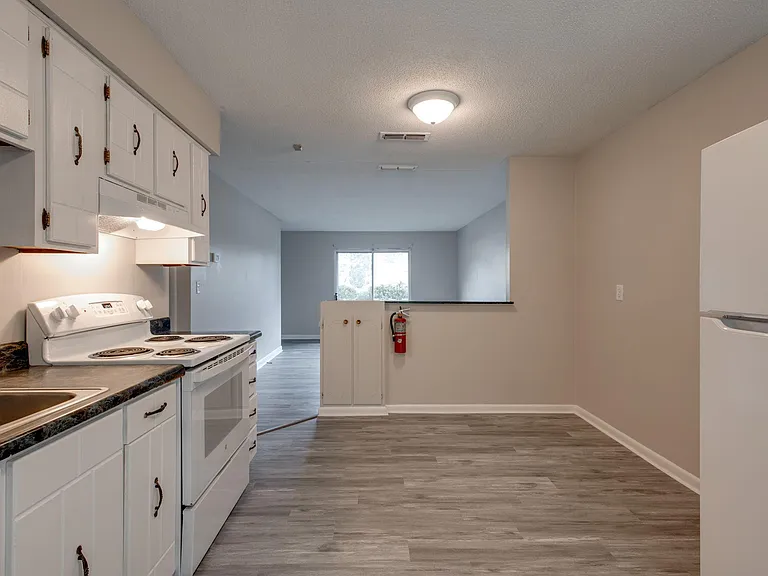 3814 Cherwood Ln #B — Photo 10