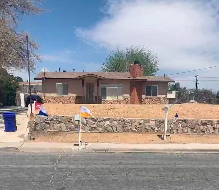 1st image of 16436 Lorene Dr