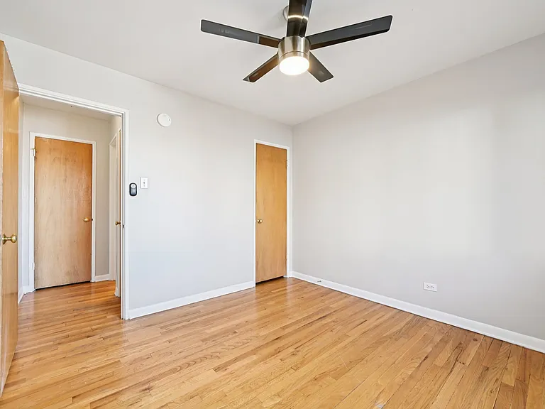 Belmore Apartments — Photo 40