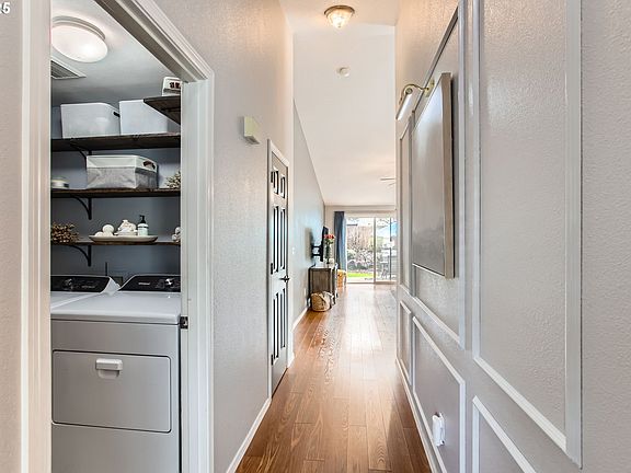 5th image of 8905 NE 72nd St