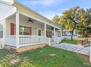 1604 Old Mill Rd, Salado, TX 76571