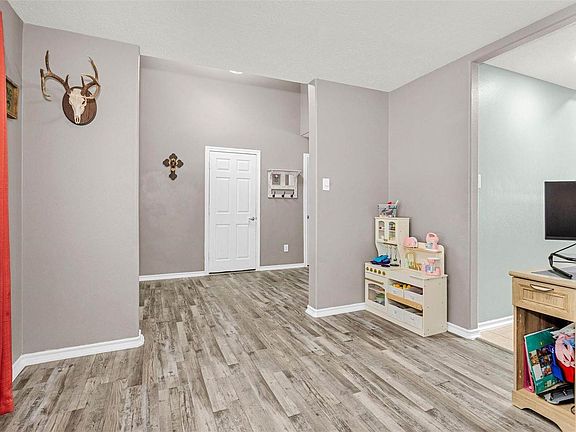 5th image of 8302 Coriander Ln