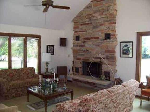 LR w/ view of back yard