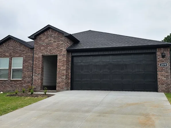 1579 Ridgeview Dr, Springdale, AR 72764