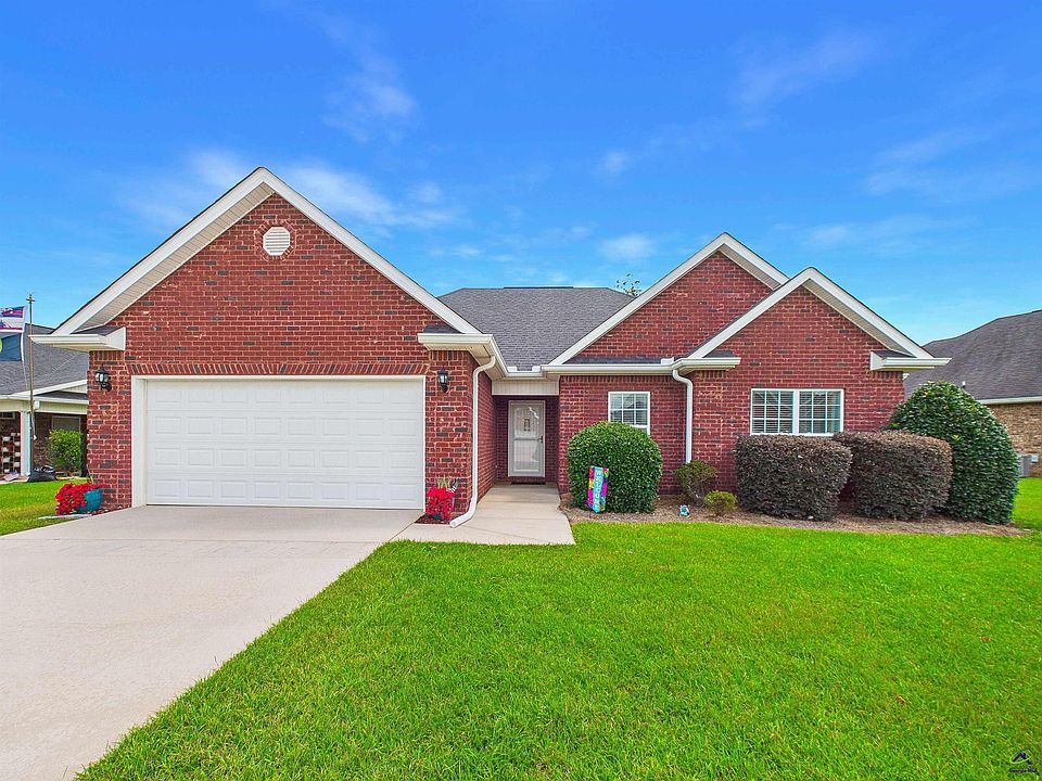 1st image of 406 Stonebrook Cir