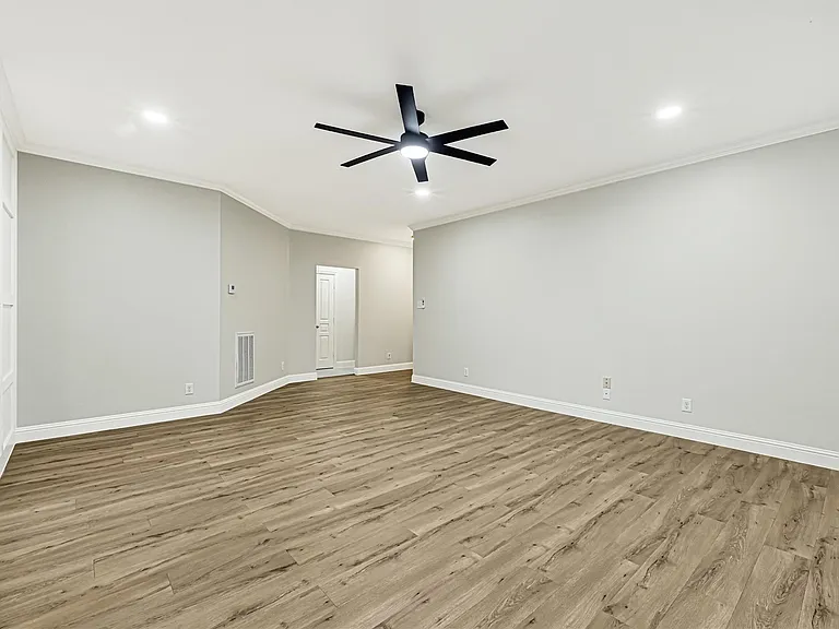 11015 Harston Dr — Photo 10