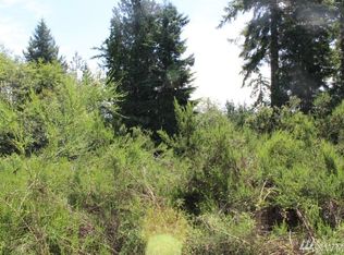 825 E Twilight Way, Allyn, WA 98524