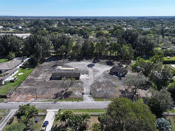 2nd image of 17330 SW 58 Street