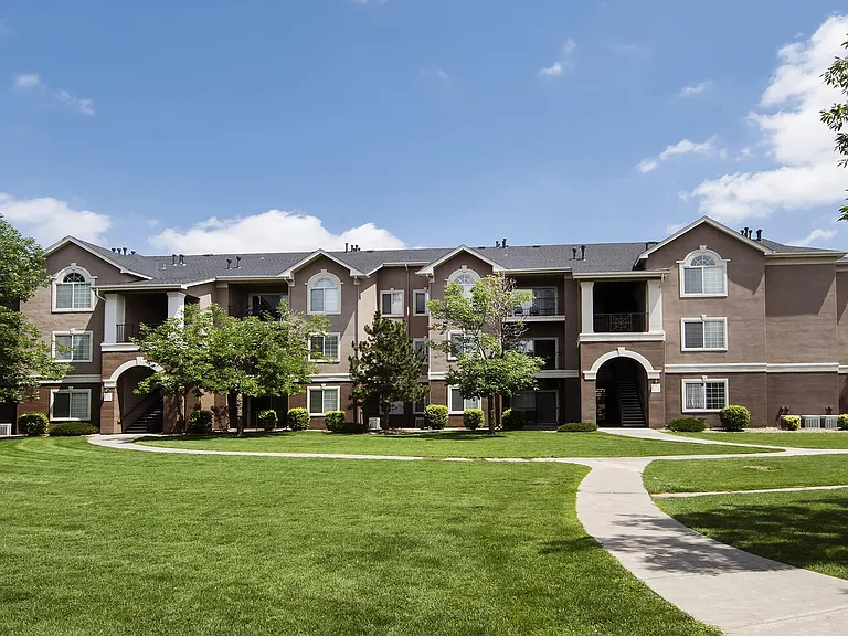 Addison at Cherry Creek — Photo 15